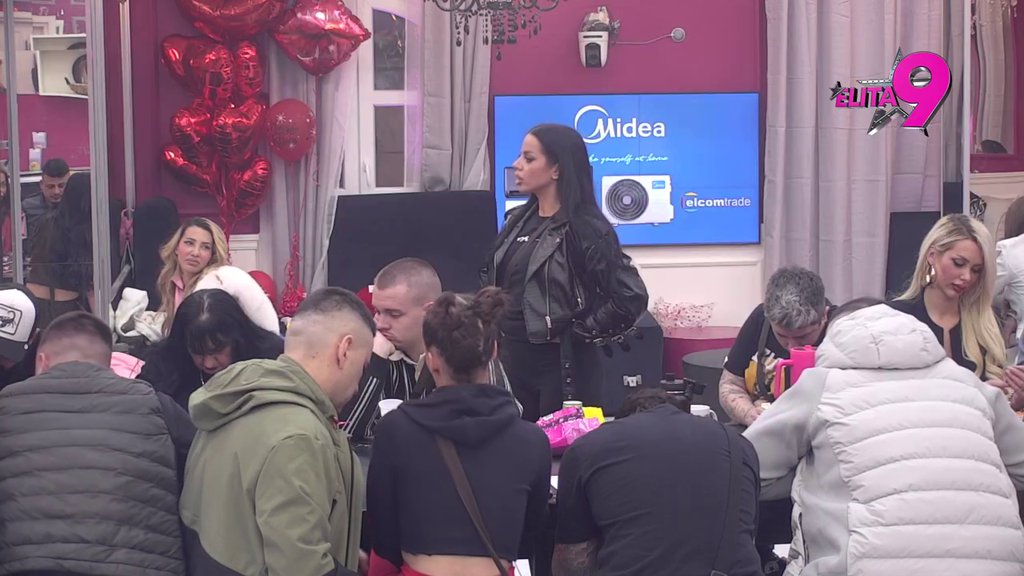 Pokušao da je ukanali, ali uzalud! Anđelo pecnuo Matoru preko Alekseja, ona mu uzvratila duplo: Jesam, pričala sam, ali nisam htela da joj se ODUZME DETE (VIDEO)