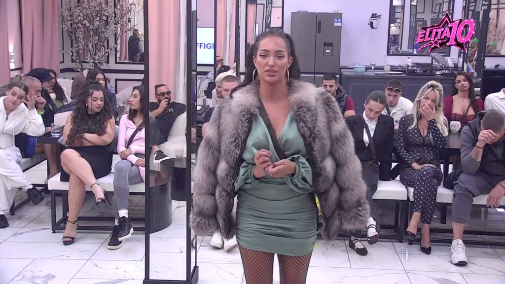 Platila bih joj da nadogradi mozak: Biljana brutalno odgovorila na Laurine prozivke, pa iskazala uverenje da joj je Đukić posvetio više pažnje nego njoj! (VIDEO)