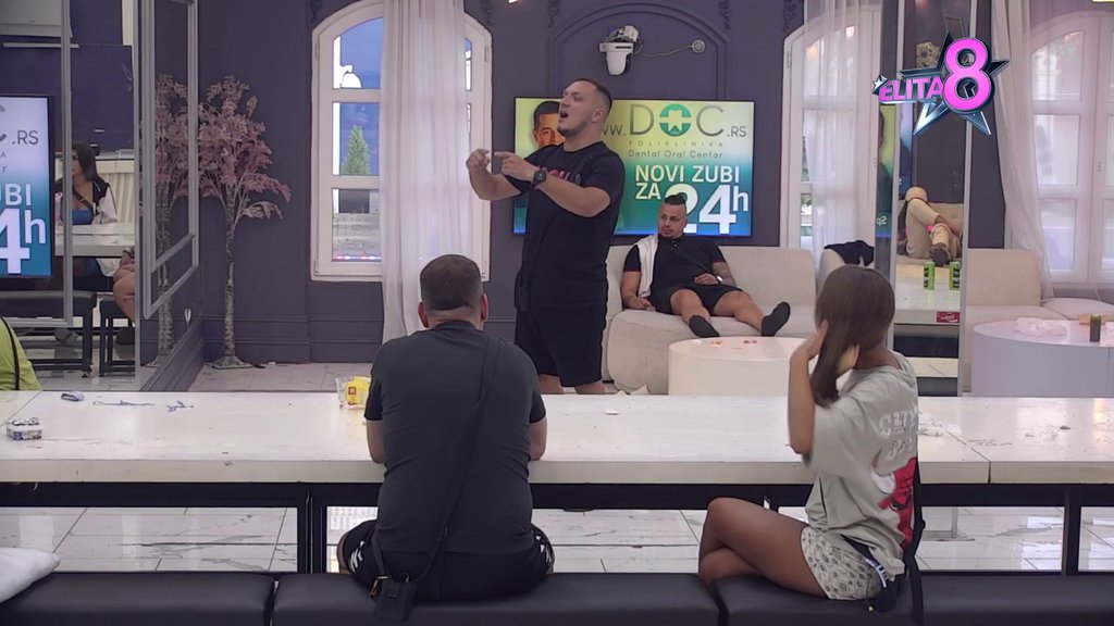 Nemoj da misliš da si bitan jer si protiv Anđele: Opšti haos zbog Uroševih procenata, Gastoz svima zapušio usta! (VIDEO)