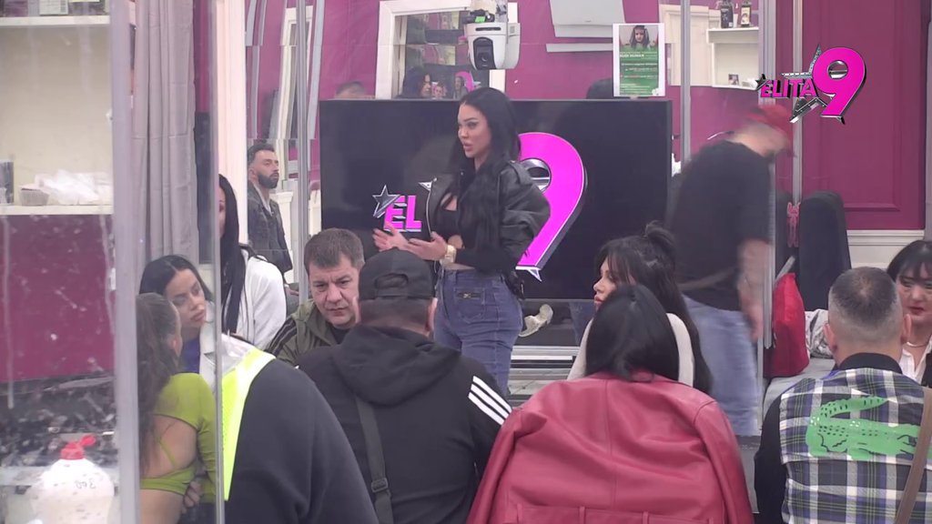 Prevarant, ovo je prekucana igrica! Terza ne može očima da gleda Sofiju, ona pokušala da ga ponizi: Hoću da izmuzem nekoga, a sa njim sam?! (VIDEO)