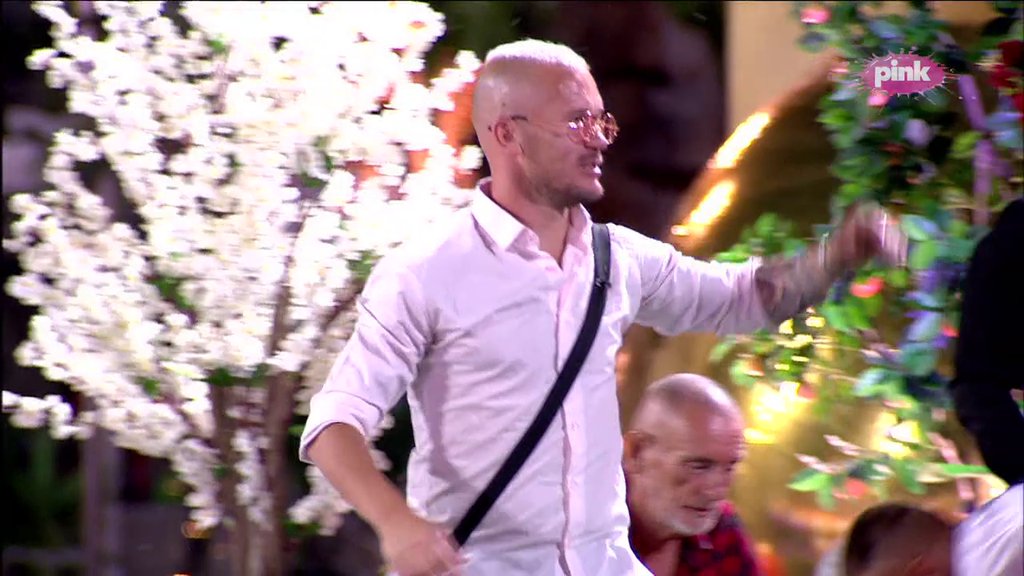 Munjez zauzeo 20. mesto u Eliti 8! Za njega je takmičenje završeno, Stefani ga ispratila u superfinalu! (VIDEO)