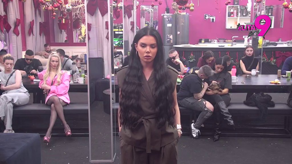 Progutala sve Lukine izlete! Anita otkrila zbog čega je Luku LAŽNO branila od učesnika, pa priznala: Bio je najveći blam, branio je porodicu koja je najgora (VIDEO)