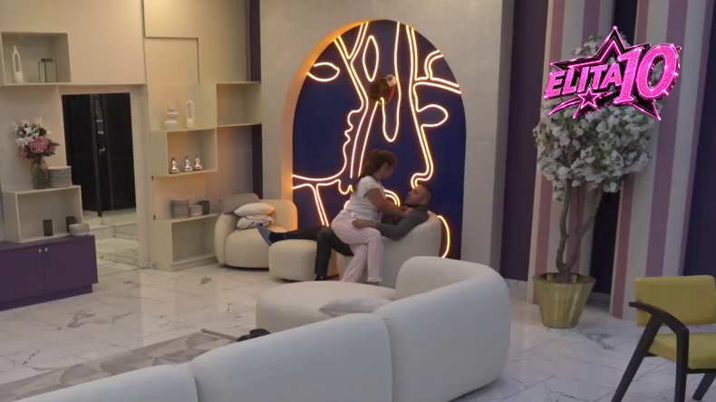 HIT! Miljana se prešaltala u flert mod, pa zaskočila na Cara (VIDEO)