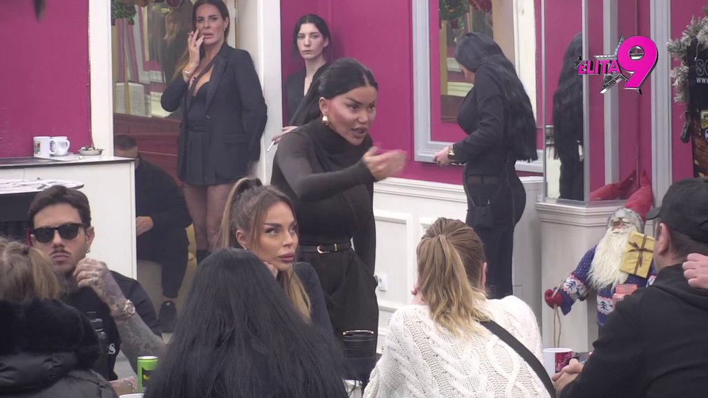 Žanu ne podnosi njegova devojka: Vanja uzvraća udarac, otkrila sve o odnosu sa Bobancem! (VIDEO)