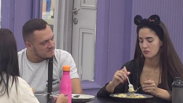 Šok: Anđela otkrila Gastozu da ne gleda porniće već ih sama pravi, njegova reackija sve govori! (VIDEO)