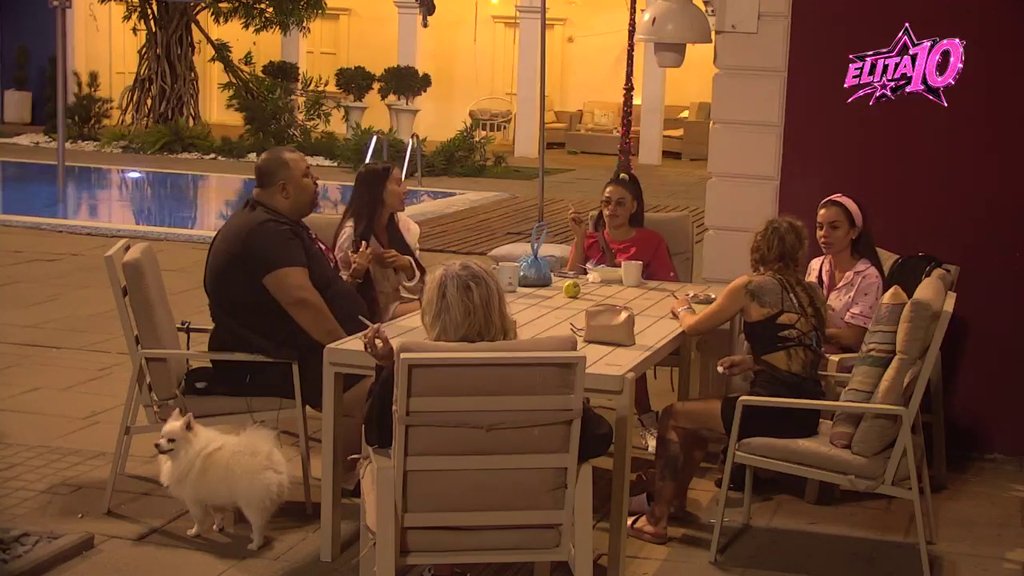 Kakva pljuvačina! Poršelina blati Maju na sva zvona: Vraća joj karma sve, i to SA KAMATOM (VIDEO)