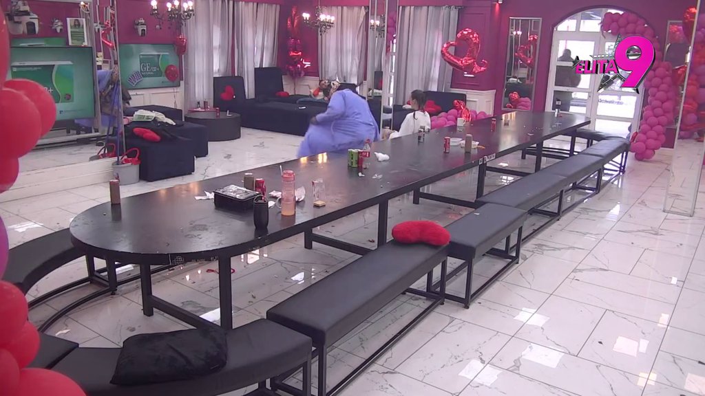 ESKALACIJA LJUBOMORE! Bebica ne dolazi sebi zbog Teodore i Đukića, vreba svaki njihov korak poput KOBRE! (VIDEO)