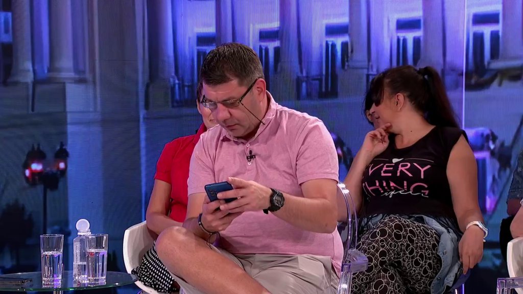 PROVELI NOĆ ZAJEDNO?! Ena zagoneznim osmehom bacila sumju da je sklopila PRIMIRJE sa Pejom! Evo šta kaže o potencijalnom pomirenju! (VIDEO)