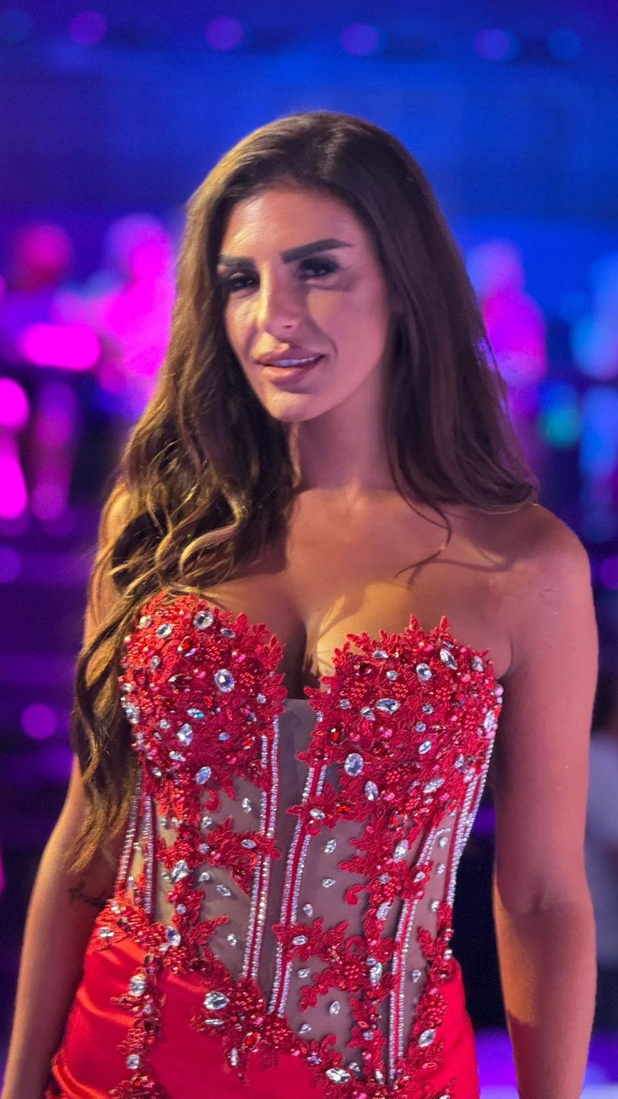 SAČEKALA BI ME DA JE ŽELELA DA SE JAVI: Ena odbrusila na pitanje o odnosu sa Zlatom! Progovorila o UJAKU I VEZI SA PEJOM (VIDEO)