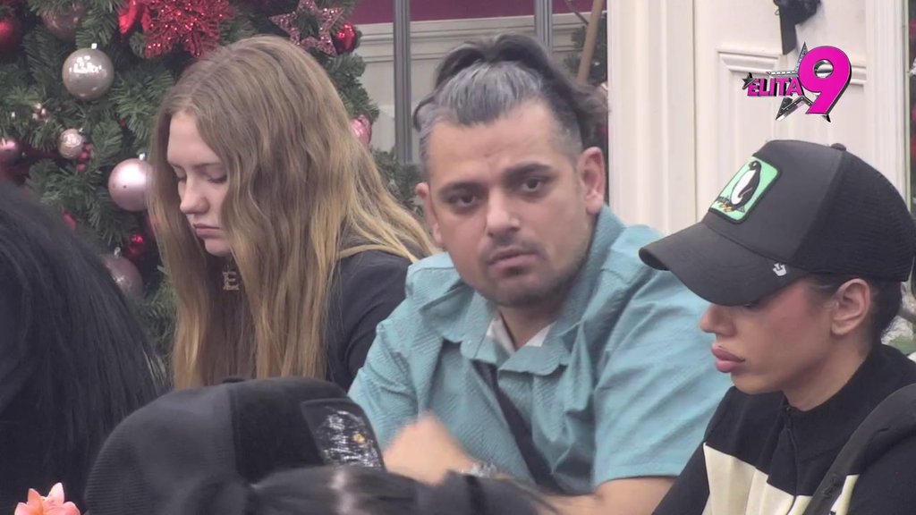 Rafalna paljba: Aneli razvezala jezik i brutalno unakazila Uroša Stanića, on nije ostao imun na žestoke prozivke! (VIDEO)