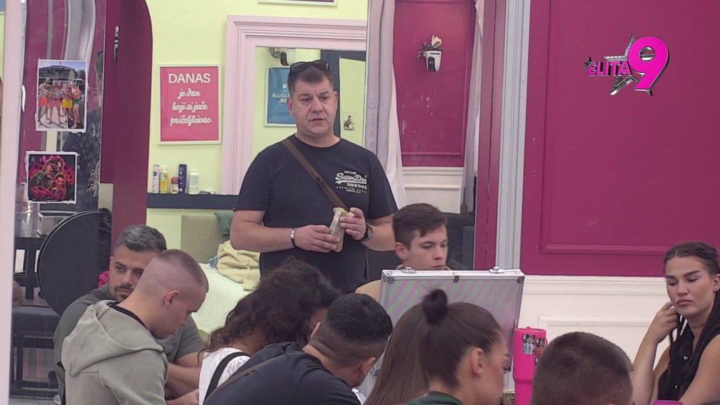 Ja štitim one koje većina napada! Ivan Marinković okarakterisao Miću kao ANELINOG DRVENOG ADVOKATA, on sve priznao! (VIDEO)