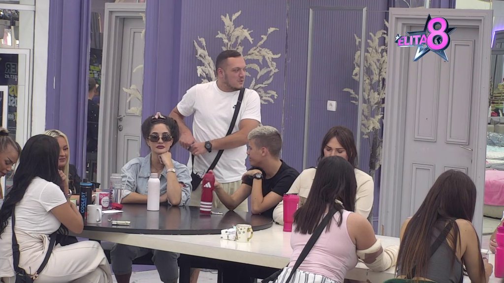 GASTOZOVO BRUTALNO OBRAĆANJE: Kariću, Mići i Luki sasuo sve u lice, munjevitom brzinom stigle povratne! (VIDEO)
