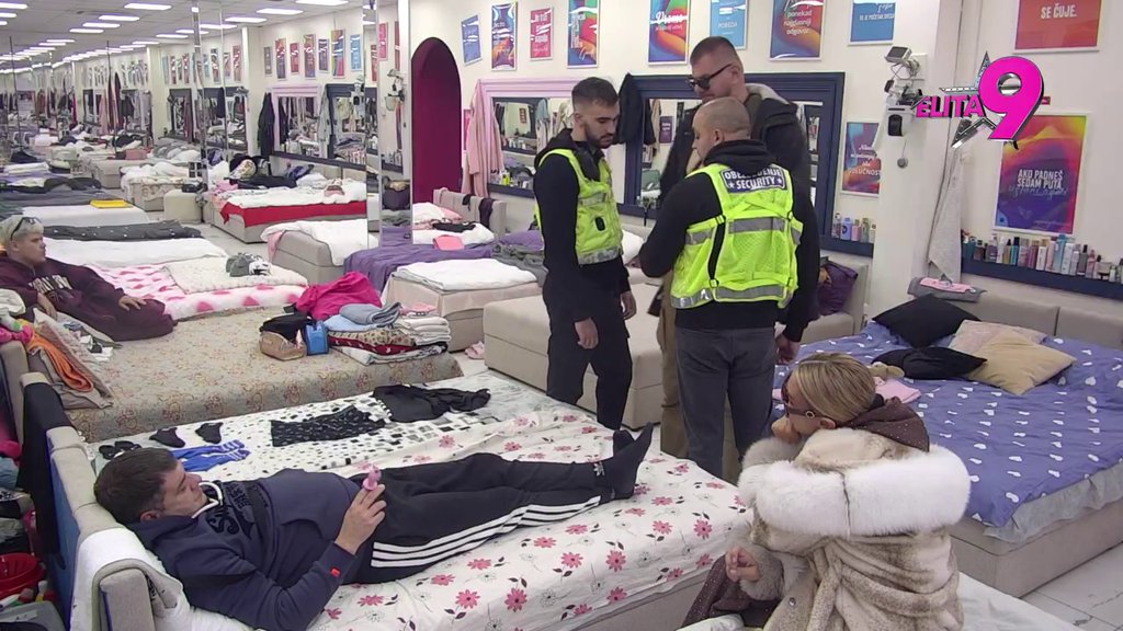 TENZIJA RAPIDNO RASTE: Janjuš ponovo stavio Ivanu do zanja da mu neće preći preko IZREČENIH UVREDA! Besan kao ris! (VIDEO)