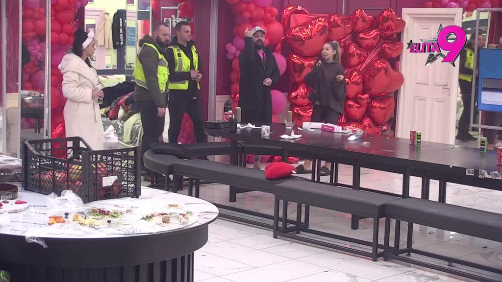 BILJANA, OBJAVI SVE PREPISKE! Luka najavio RASKRINKAVANJE Aneli Ahmić, tvrdi da je nepodobna majka: Ne voliš svoje dete! (VIDEO)