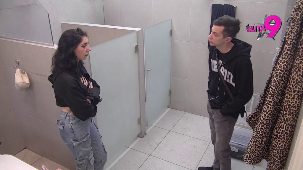 Totalno hladan! Hana upitala Nerija da li želi da bude sa njom, on izrekao veliko NE, ona podivljala (VIDEO)