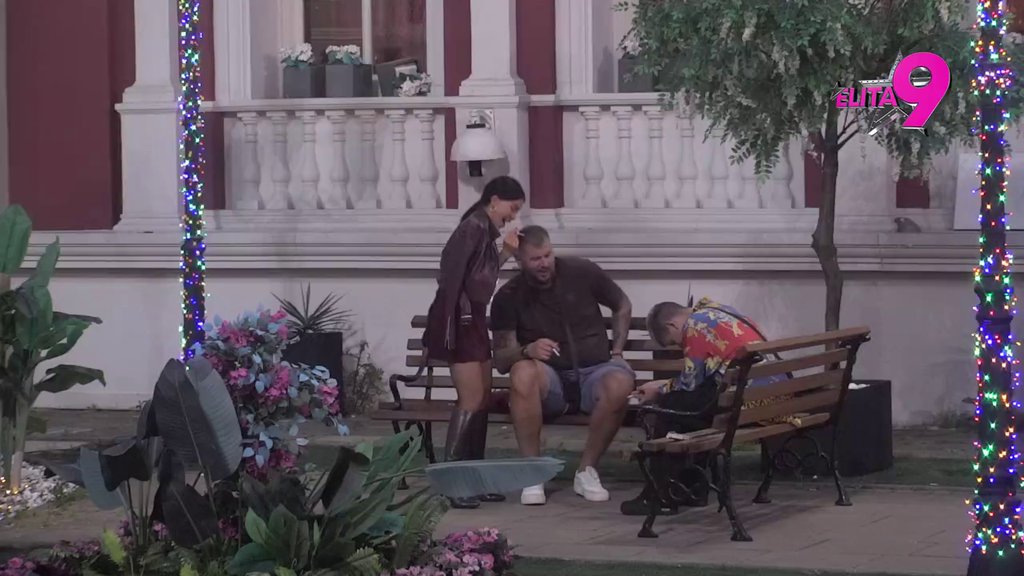 Smeh do suza: Pijani Janjuš trezni još pijanijeg Uroša! (VIDEO)