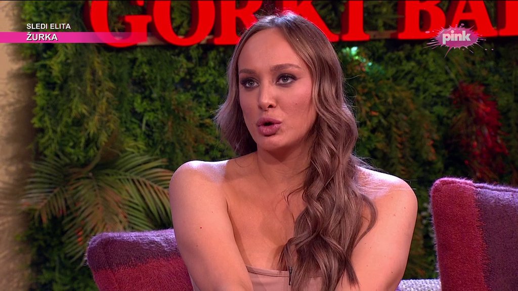 Toliko sam se isplakala... Lunu Đogani savladali veliki problemi pred kraj godine: Evo sa kakvim se mukama suočava!