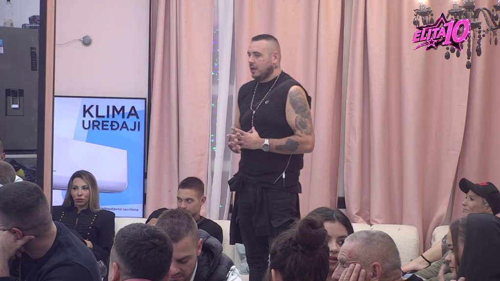 Osmakčić udara ispod pojasa: Prozvao Cara zbog toga što nije sačuvao porodicu, on mu odgovorio najbrutalnije do sad: Žena je ovde bila trudna, ostavio si je (VIDEO)
