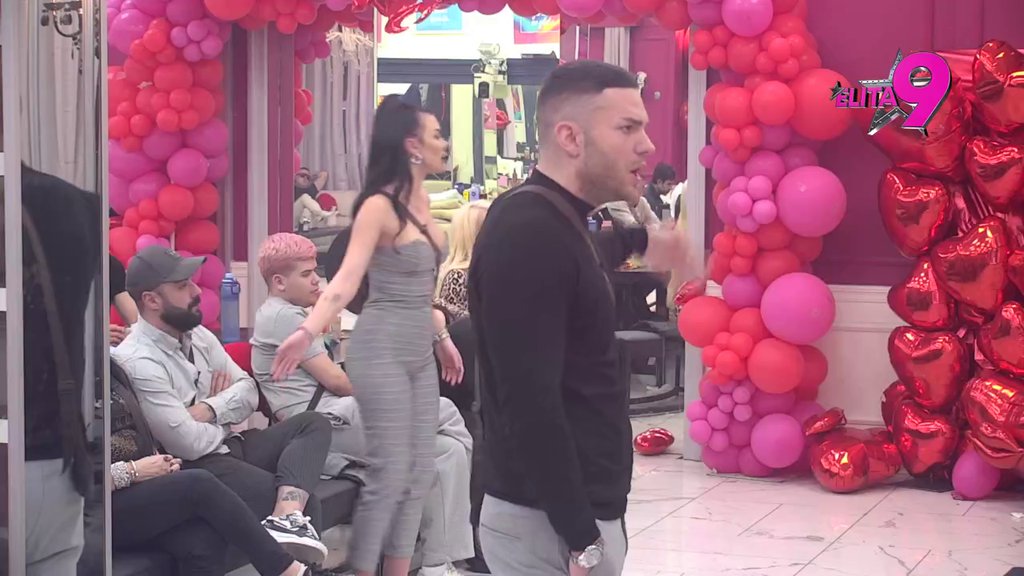 Anita lažirala trudnoću: Anđela pokušavala da uhvati na dete, isplivali skandalozni detalji njenih ucena! (VIDEO)