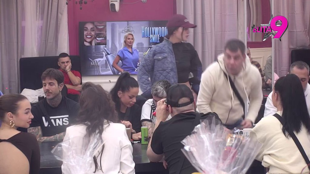 Što se mene tiče može da ispegla celu kuću: Boginja rešila da po cenu svega bude sa Filipom, on je pred svima ponizio (VIDEO)