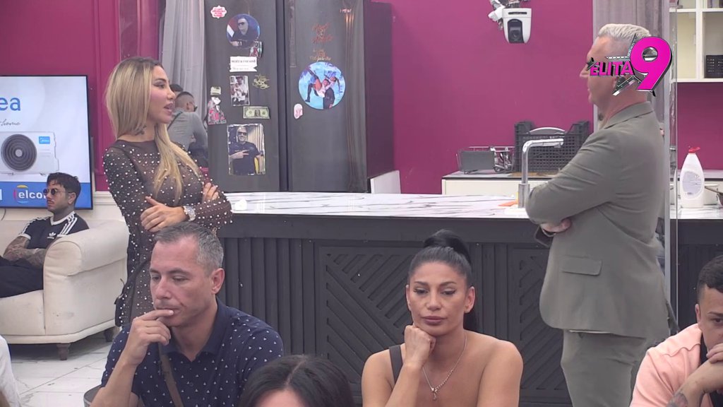 Unakazio ih je i treba da ih gazi: Terzi pukao film, urliče na sve koji ćute Urošu Staniću! (VIDEO)