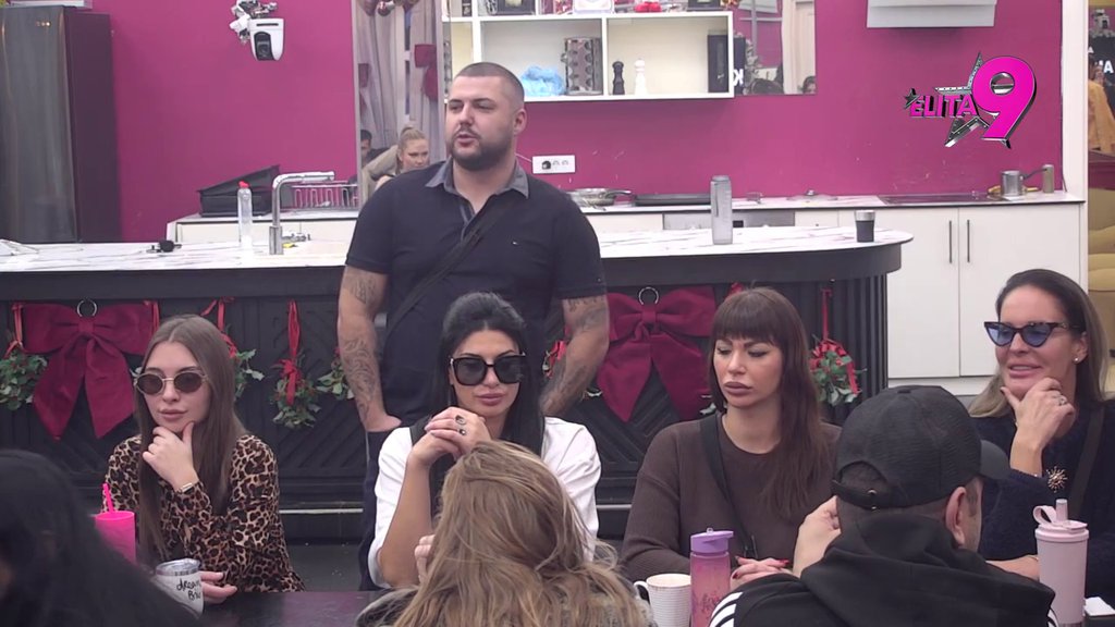 Sve što priča kosi se sa delima: Maja ljubomoriše Asminu, ne želi da joj više prodaje prazne priče (VIDEO)