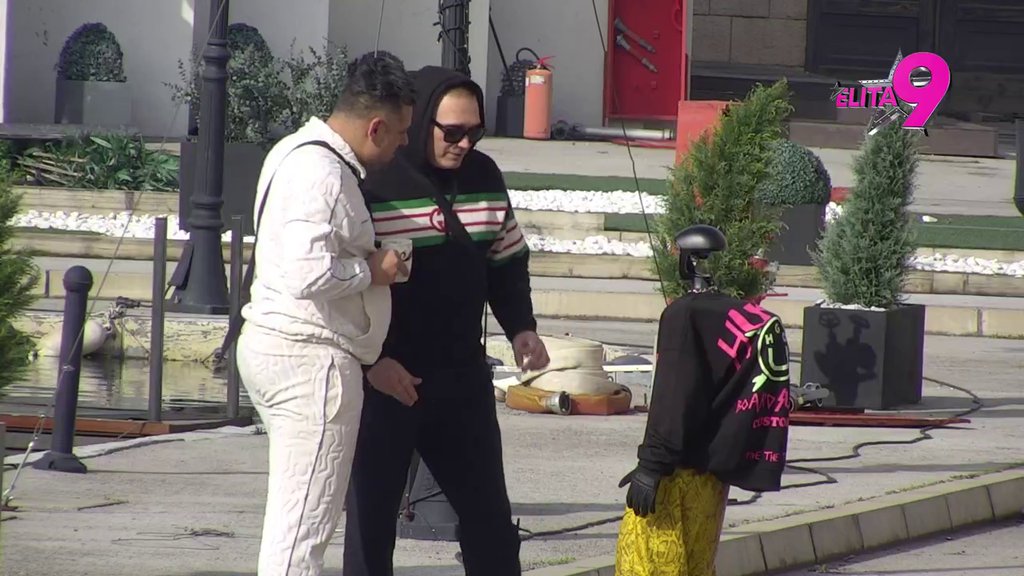 IMAMO OVE DVE METLE! Janjuš najavio haos na žurki, NJIH DVE su mu na 'meti' večeras! (VIDEO)