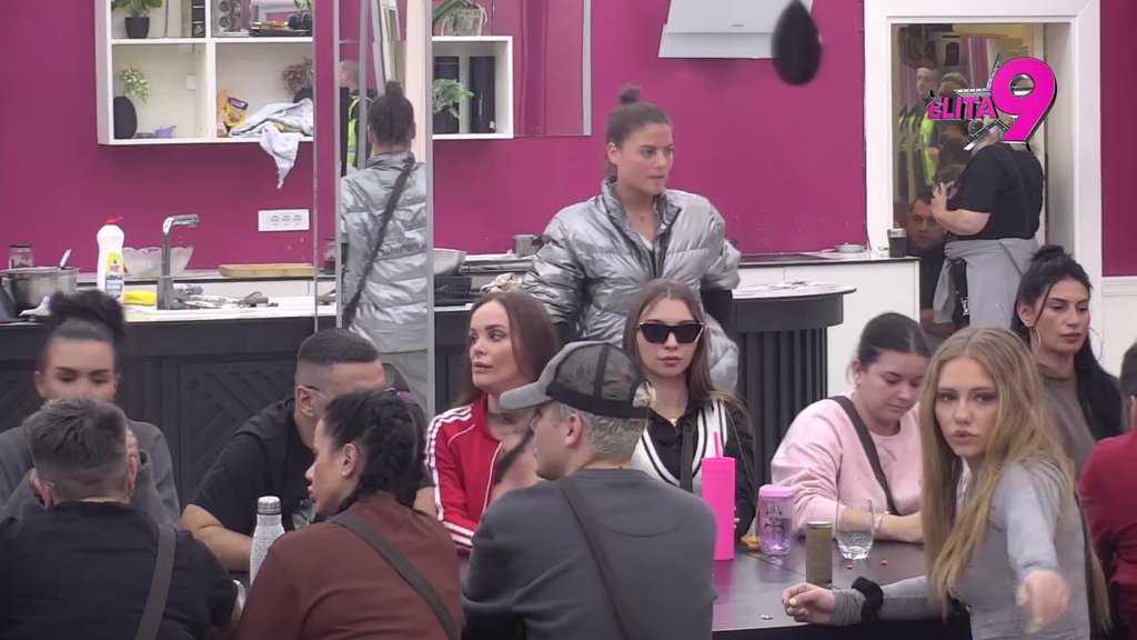 Utešio je Milicu na adekvatan način: Luka jednim potezom demolirao Anđela, pa pokušao da ponizi Kačavendu preko Baje Vujovića (VIDEO)