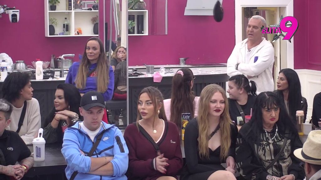 SANTA LEDA: Teodora bez trunke emocija kroz OSMEH prokomentarisala Bebicin emotivni sunovrat! (VIDEO)