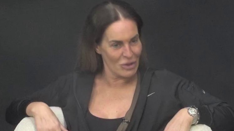 Narokala 200 grama hijalurona, a ćale joj nema četvorku: Kačavenda nablatila Sofiju i njene roditelje kao nikada, pa raskrinkala Vanju: Plakala je, rekla mi je da mora da se ISELI jer NEMA PARA (VIDEO)