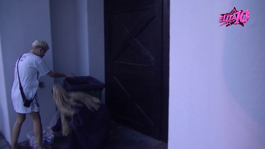 HAOS! Aneli pobacala Đukićeve stvari u kantu nakon saznanja da je bio intiman sa Laurom! (VIDEO)