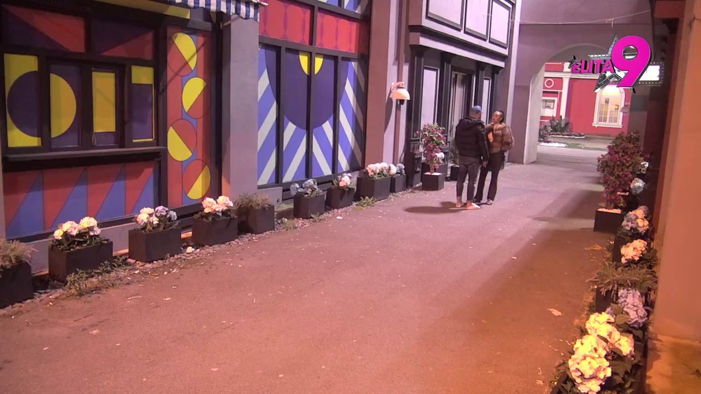 NOVA RUNDA RASPRAVE: Luka ZAPRETIO Aniti raskidom, njene sumnje da nije preboleo Aneli ISPLIVALE NA POVRŠINU: RECI MI ISTINU! (VIDEO)