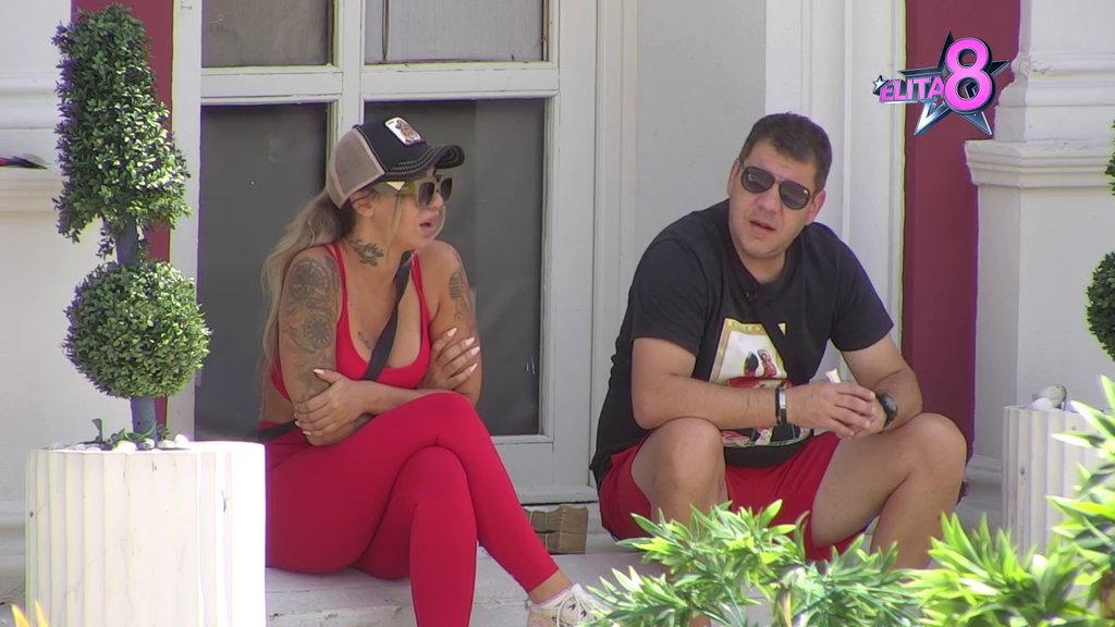 BESNA KAO RIS: Aneli pustila jezik do poda, neprestano urniše Sandru i Kačavendu, pa otkrila kako je dobila nož u leđa od Luke! (VIDEO)