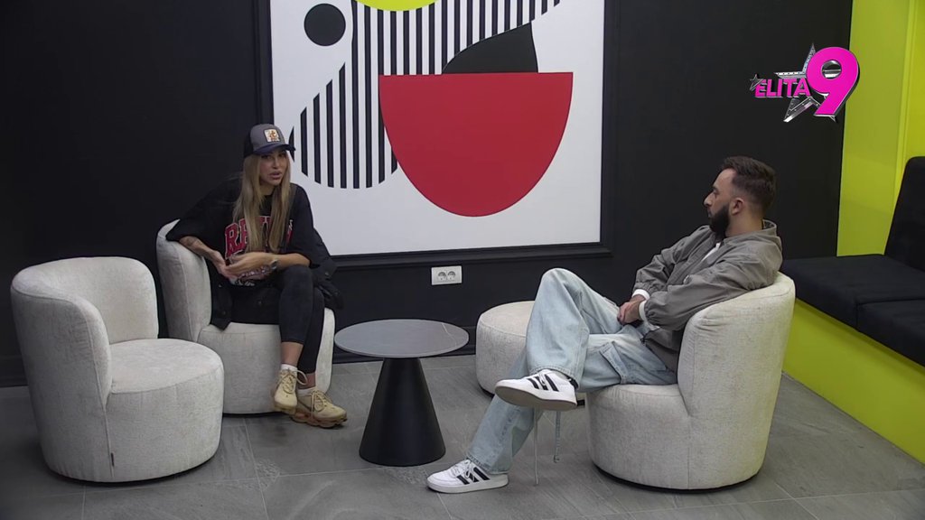 Luku ne može da mi zameni STO ALIBABA: Aneli progovorila o odnosu sa Asminom, precrtala Janjuša, pa se spetljala na pitanje o Vujovićevim BATINAMA (VIDEO)