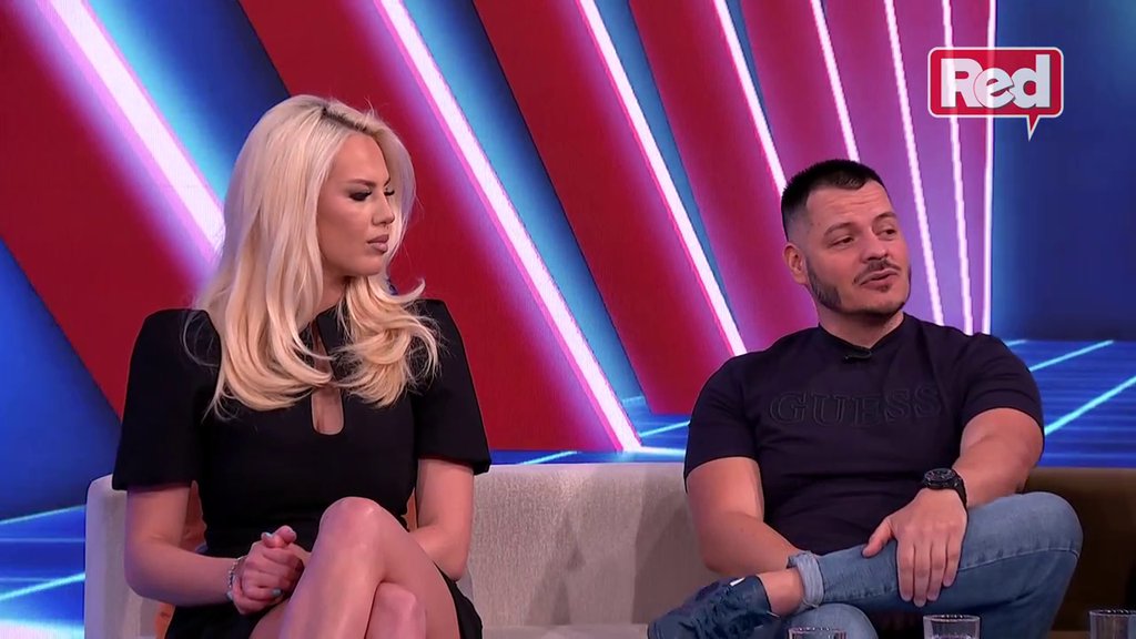 Brutalno rešetanje Teodore Delić! Bivši cimeri je unakazili zbog pomirenja sa Bebicom: Ona je još luđa, izgleda da to voli! (VIDEO)