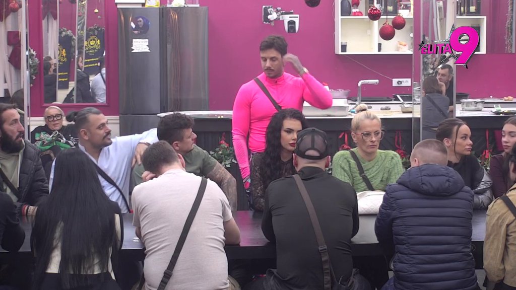 Ovakvog Đukića do sada niste videli: Na ivici suza ogolio dušu o Luki doske, priznao koliko ga je zabolela izdaja, pa ga poslao u izolaciju: Sažvakao te rijaliti... (VIDEO)