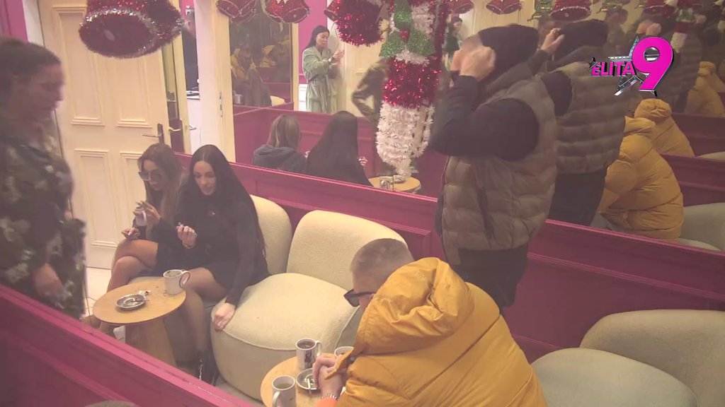 NA OČI NE VIDIM, SVAKO JUTRO ME BUDI! Janjuš ne može da živi od ove učesnice! (VIDEO)