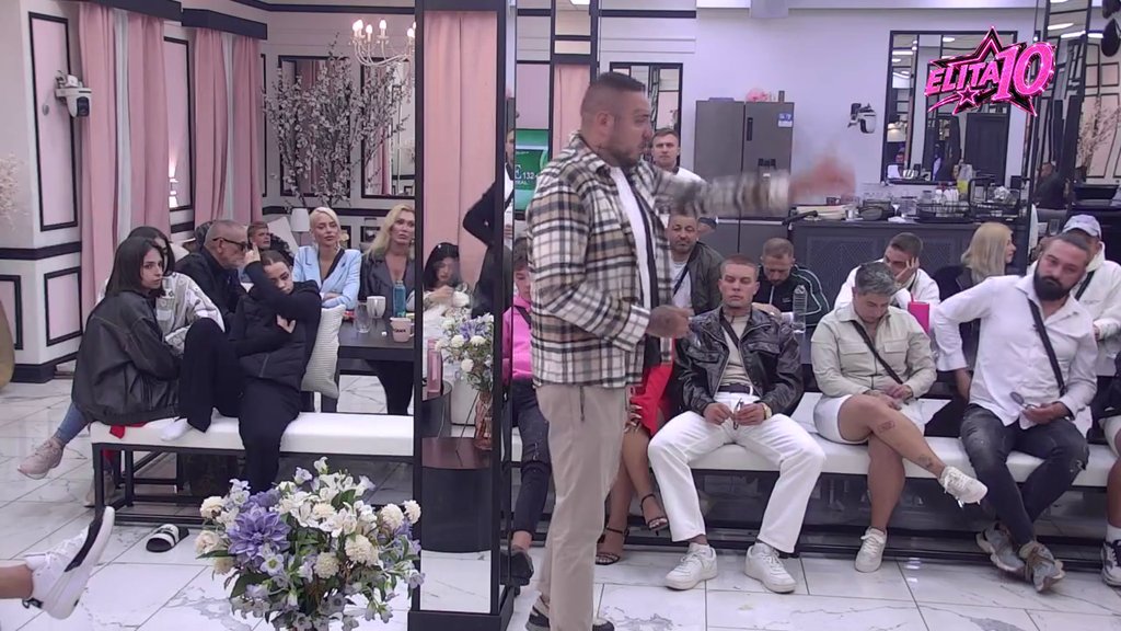 AU, KAKAV SUKOB CARA I KARIĆA: Brutalan rat trese Belu kuću! Takmičari gledaju i ne veruju, a oni se urnišu kao najgori dušmani (VIDEO)
