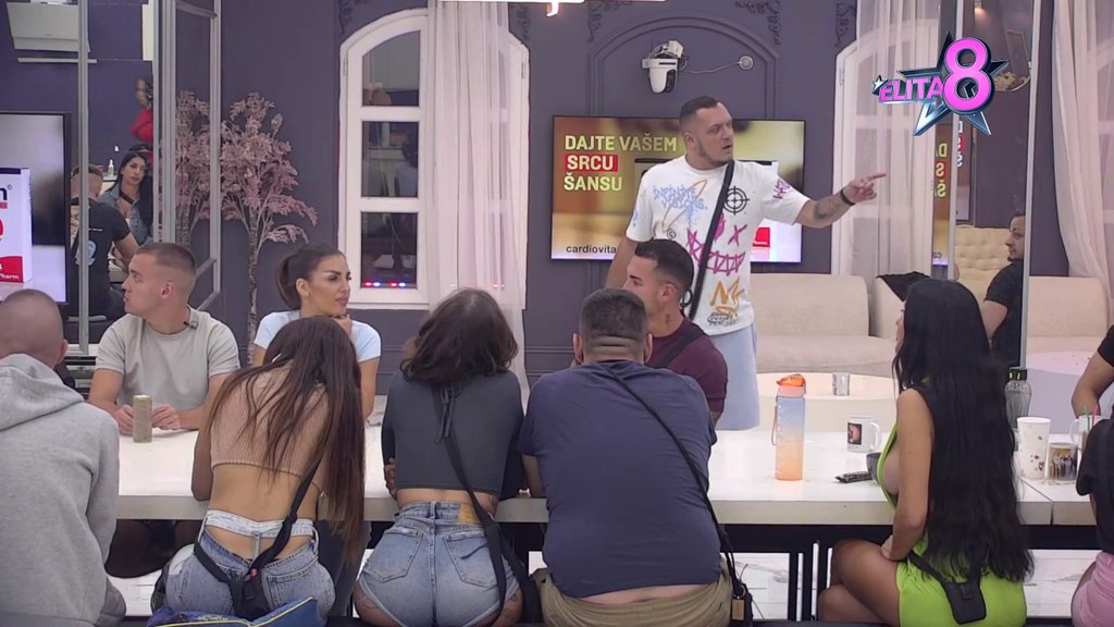 Ovo je blam nad blamovima: Gastoz skinuo Anđelinu masku, ona pukla i obelodanila sve o njegovom odnosu sa Sofi! HAOS (VIDEO)