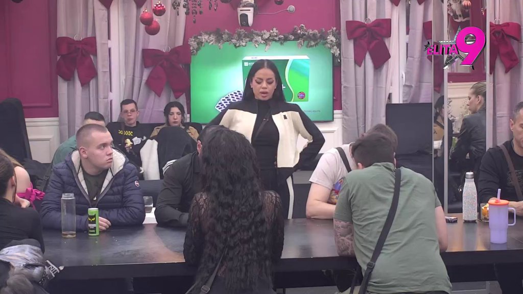 Dokazao si kakva si ljiga od čoveka: Kačavenda aktivirala vređalicu i osula rafalnu paljbu po Luki, više ne može da smisli njegovu foliražu! (VIDEO)