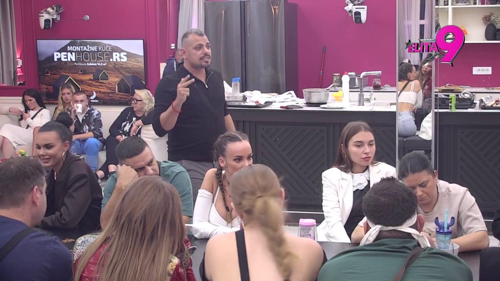 Uzeo mi ženu i kola, pa sad hoće i plac? Bora ne može da dođe sebi zbog izdaje prijatelja, žestoko razvezao jezik o njemu i Milici, pa najavio haos! (VIDEO)