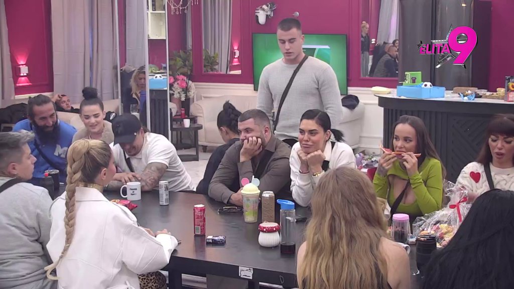 Jako si loš čovek, a ona je najgora po sebe: Anastasija vratila Asmina na fabrička, Viktor ponovo potkačio Durdžića (VIDEO)