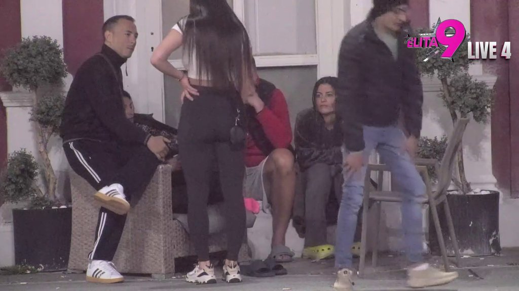 PRIMIO SI SE: Mikija OVO odalo, Janjuš odmah shvatio da je bacio oko na Dušicu! (VIDEO)