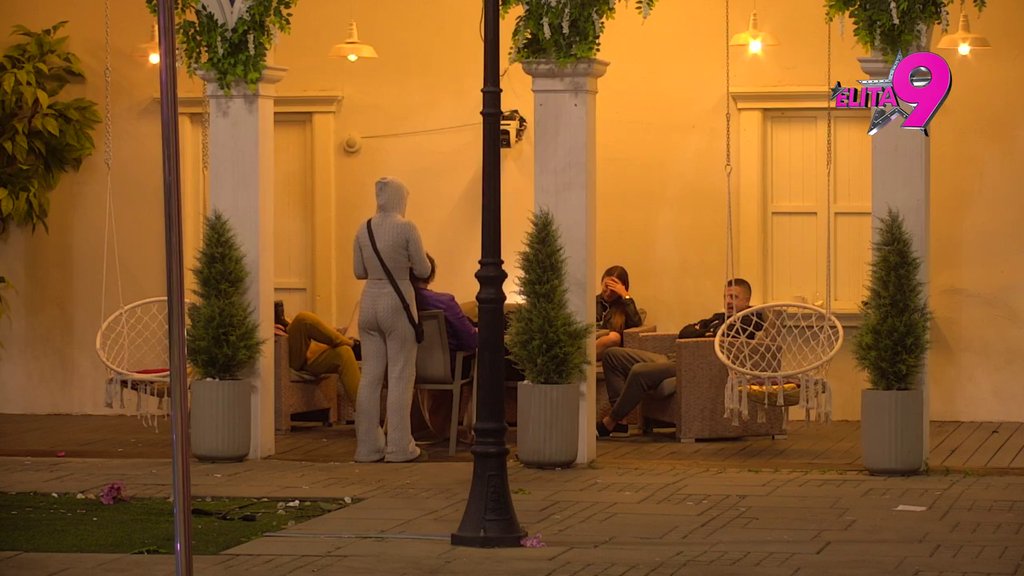 NI IVAN, NI ANĐELO: Sara Stojanović za OVE učesnike kaže da su po njenim merilima! (VIDEO)