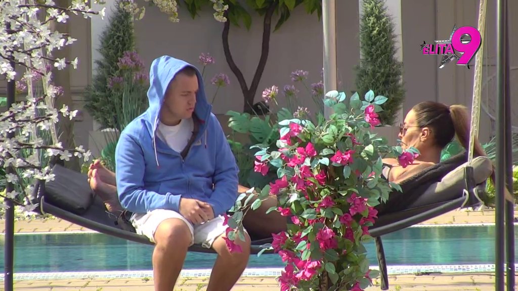 OPLELI UZ JUTARNJU KAFICU: Dača i Milena otkrili šta se dešavalo na žurki, u šoku zbog ponašanja Maje i Asmina (VIDEO)