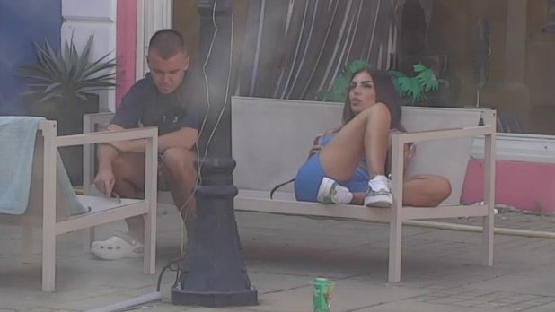 Od najgadnijih epiteta do divljenja: Ena Čolić totalno promenila ploču, sada joj je Anđela uzor! (VIDEO)