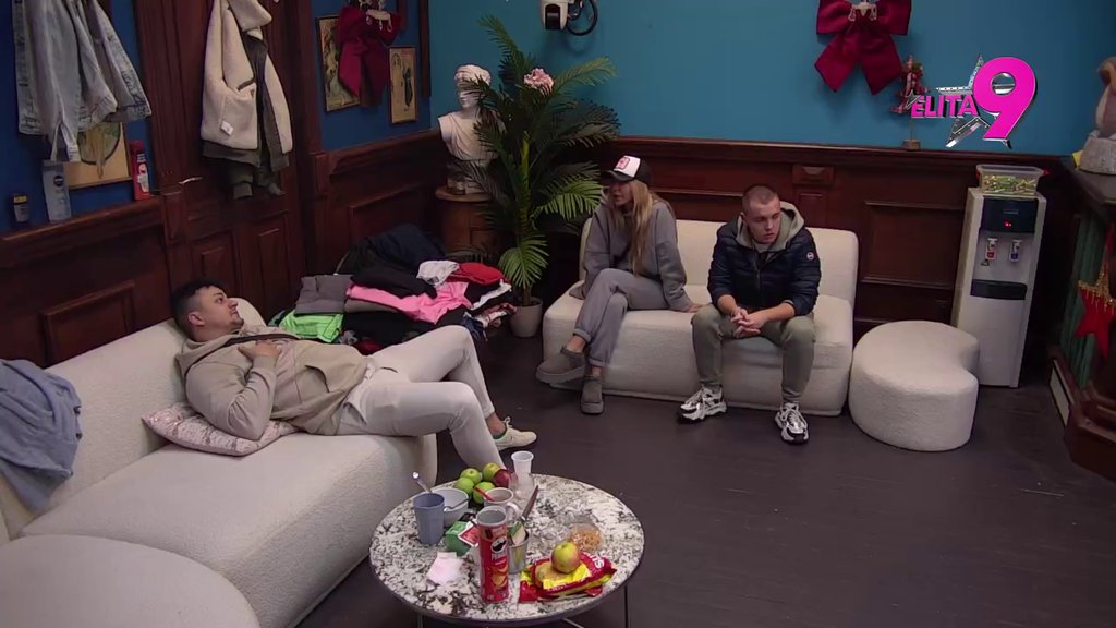 VI STE TAKAV BLAM! Terza i Dača pokušali da dozovu Aneli pameti, pa digli ruke! (VIDEO)