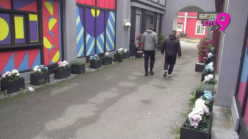 REŠIO DA SE POKRENE: Bebica daje sve od sebe da se podigne nakon raskida sa Teodorom, ne želi da troši vreme na suze! (VIDEO)