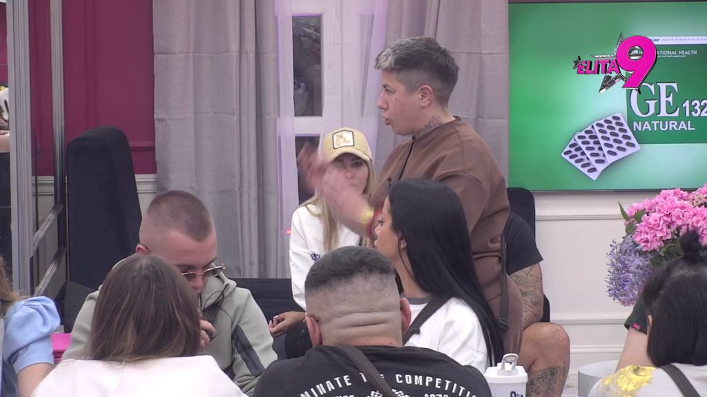 DA POSTOJE SVEDOCI, NE BIH BILA SA NJOM: Matora otkrila da bi dala Dragani ŠUT-KARTU kada bi joj neko rekao da je flertovala sa drugom osobom! (VIDEO)