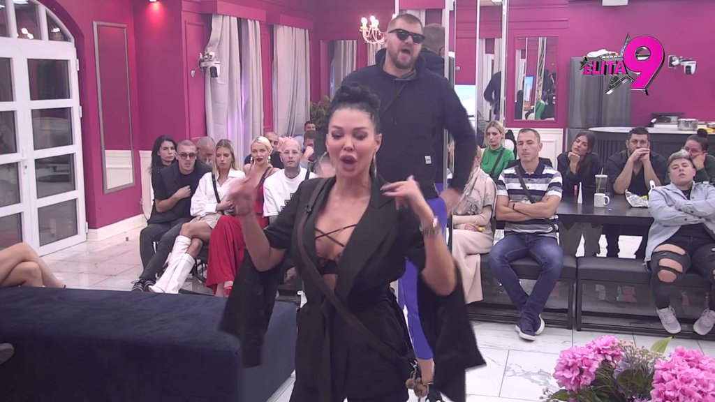 Prcko i Žaklina u novom ratu! Janjuš pecnuo Maju izlaganjem, ona mu sasula sve u lice: Čovek priča kako kupuje stanove, a završava po kockarnicama do 12 popodne! (VIDEO)